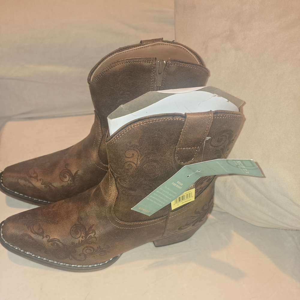 Roper Women's Tan Laser Print Snip Toe Cowboy Booties